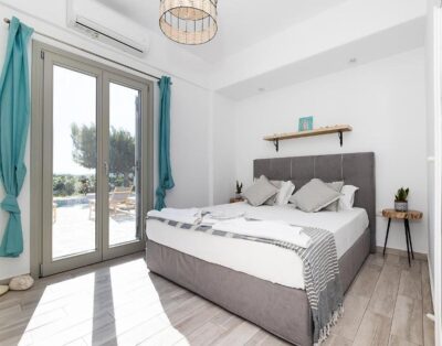 White Pearl – Private Swimming Pool – 3 Bedrooms Naxos Town